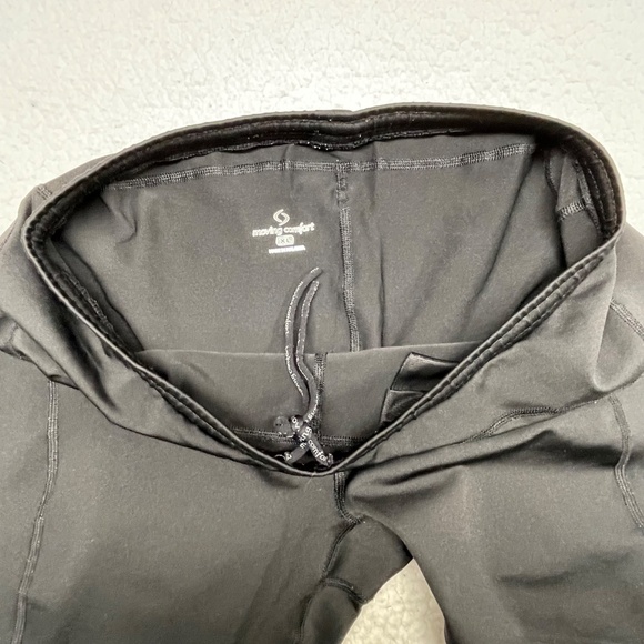 Women’s XL Black Moving Comfort Leggings - Picture 6 of 15